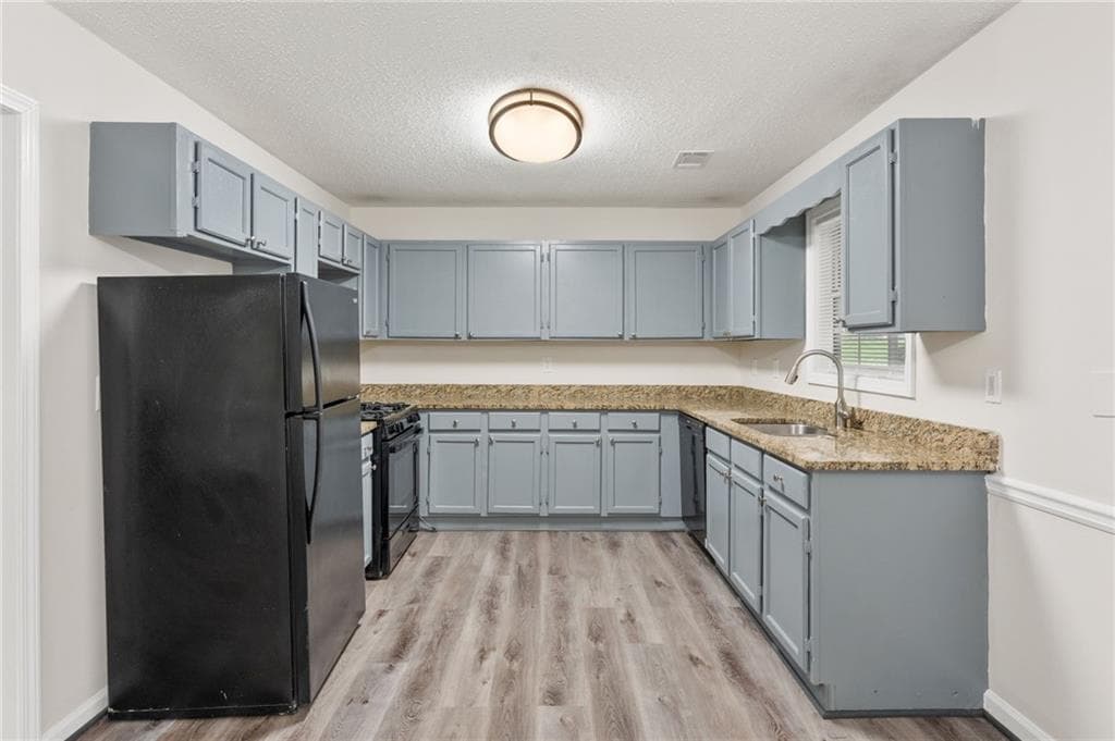 4 bedroom, 4 bathroom, 1,548 sq ft single family residence for rent at 5000 Saxony Court, Stone Mountain, GA 30083 for $2,350 a month — photo 5