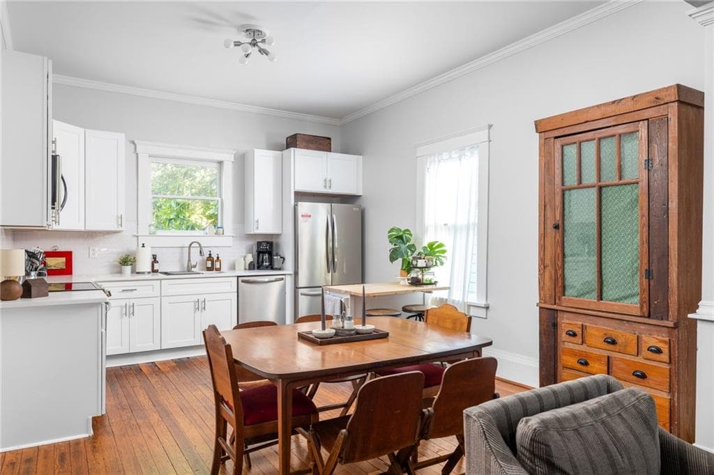 4 bedroom, 2 bathroom, 1,800 sq ft single family residence for rent at 1470 Athens Avenue, Atlanta, GA 30310 for $2,900 a month — photo 7