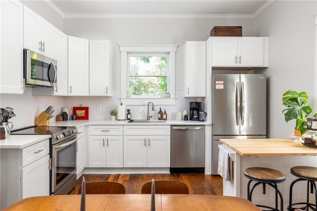 4 bedroom, 2 bathroom, 1,800 sq ft single family residence for rent at 1470 Athens Avenue, Atlanta, GA 30310 for $2,900 a month — photo 8