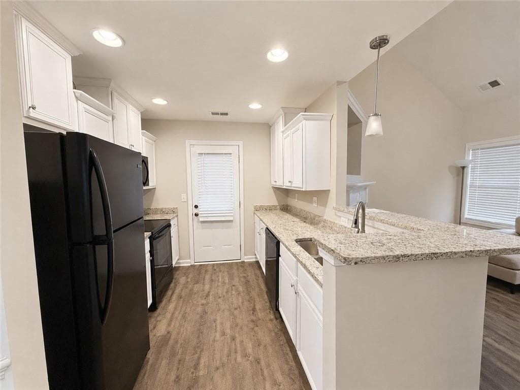 2 bedroom, 2 bathroom, 1,236 sq ft townhouse for sale at 2184 Olmadison View, South Fulton, GA 30349 — photo 6