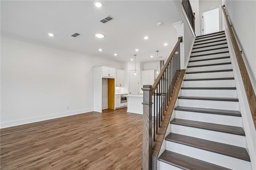 4 bedroom, 4 bathroom, 2,092 sq ft townhouse for sale at 1503 Southbend Cove 436, Cumming, GA 30041 — photo 9