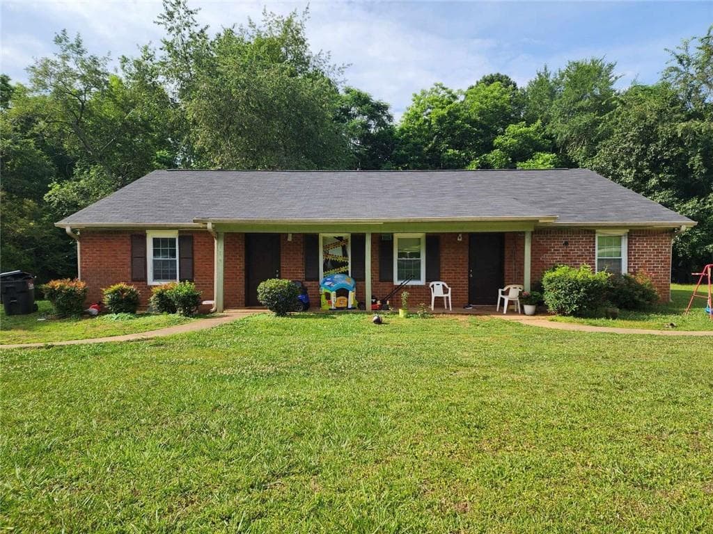 2 bedroom, 1 bathroom, 1,998 sq ft duplex for rent at 115 Plum Orchard Road Unit A, Covington, GA 30016 for $1,250 a month