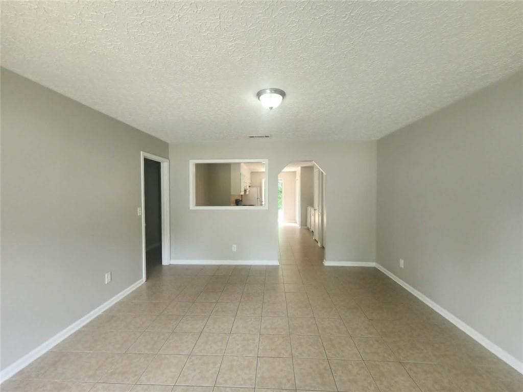 2 bedroom, 1 bathroom, 1,998 sq ft duplex for rent at 115 Plum Orchard Road Unit A, Covington, GA 30016 for $1,250 a month — photo 3