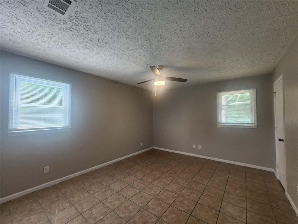 2 bedroom, 1 bathroom, 1,998 sq ft duplex for rent at 115 Plum Orchard Road Unit A, Covington, GA 30016 for $1,250 a month — photo 7