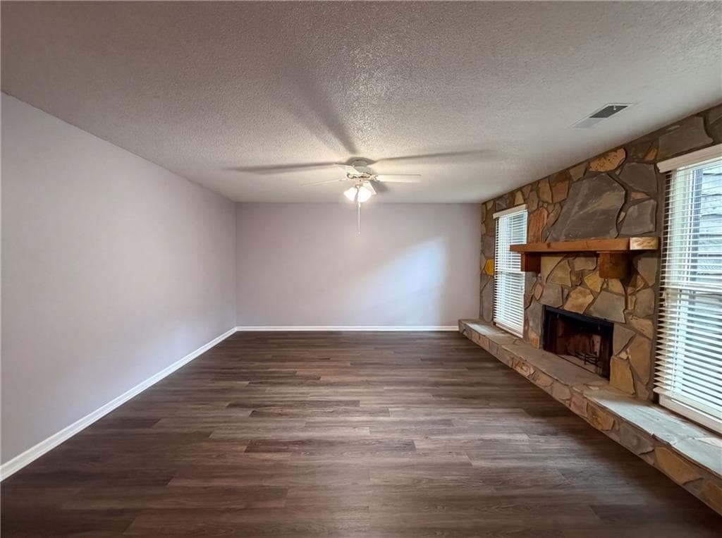 2 bedroom, 2 bathroom, 1,428 sq ft townhouse under contract at 282 Toweridge Drive, Marietta, GA 30064 — photo 3