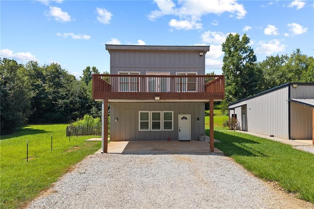 3 bedroom, 3 bathroom, 5,190 sq ft single family residence for rent at 221 Columbus Drive, Homer, GA 30547 for $5,000 a month