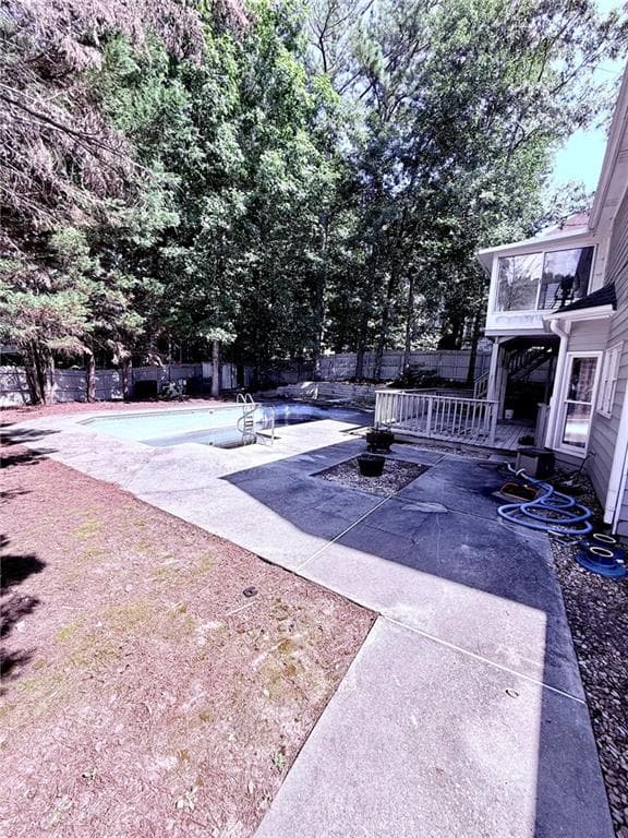 4 bedroom, 3 bathroom, 2,445 sq ft single family residence for sale at 2887 Kingstream Drive, Snellville, GA 30039 — photo 4