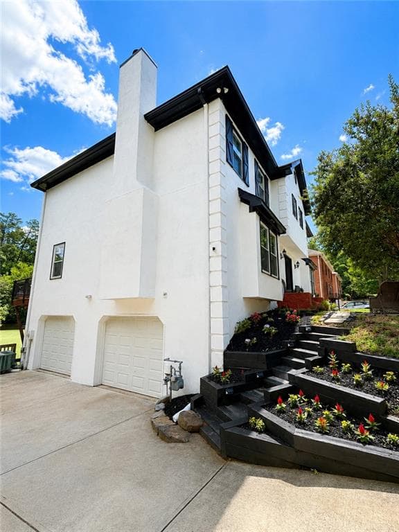2 bedroom, 3 bathroom, 1,656 sq ft townhouse for rent at 8945 Carroll Manor Drive, Sandy Springs, GA 30350 for $3,500 a month — photo 2