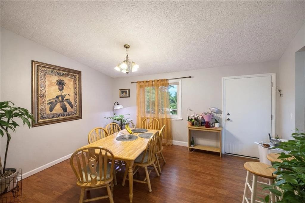3 bedroom, 2 bathroom, 1,464 sq ft single family residence for rent at 1136 Samuel Drive, Norcross, GA 30093 for $2,050 a month — photo 4