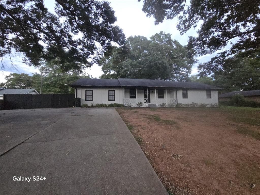 4 bedroom, 3 bathroom, 1,944 sq ft single family residence for rent at 1670 Christian Circle, Conyers, GA 30013 for $2,675 a month — photo 1 of 46