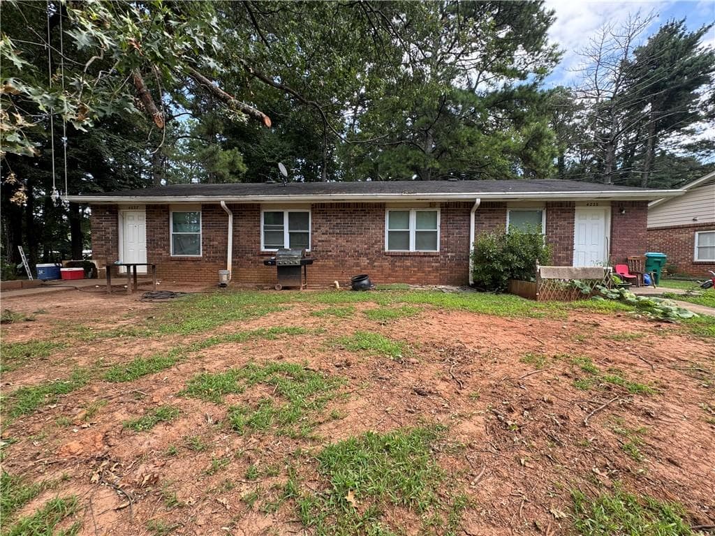 duplex for sale at 4227 Woodwin Court, Atlanta, GA 30360 — photo 1 of 2