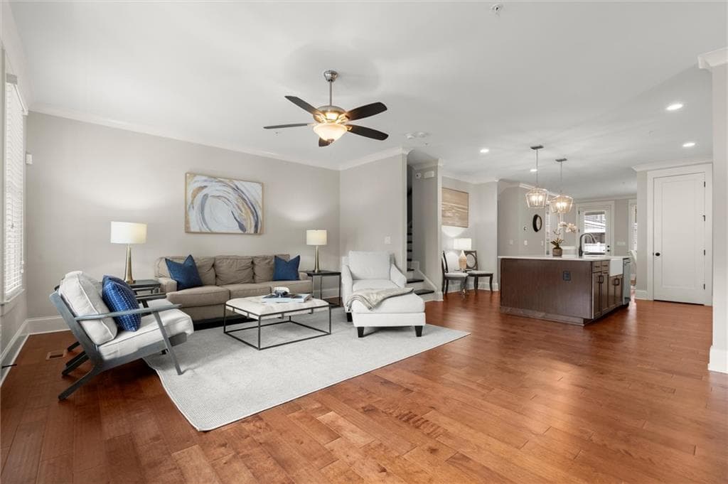 3 bedroom, 4 bathroom, 2,512 sq ft townhouse for sale at 138 Inwood Walk, Woodstock, GA 30188 — photo 3