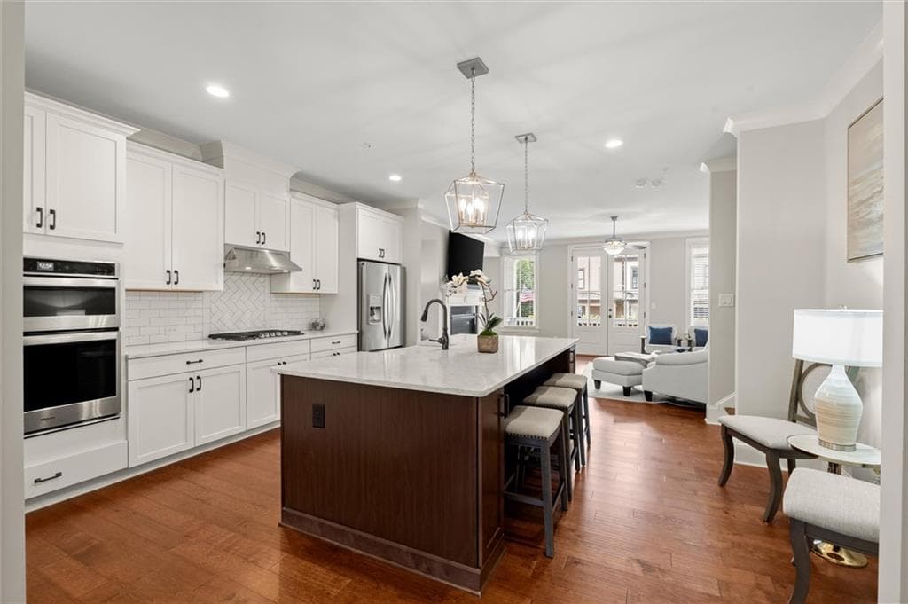 3 bedroom, 4 bathroom, 2,512 sq ft townhouse for sale at 138 Inwood Walk, Woodstock, GA 30188 — photo 5