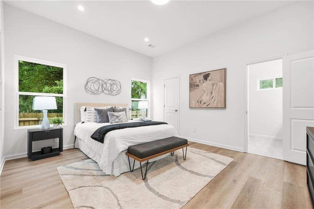3 bedroom, 3 bathroom, 1,305 sq ft townhouse for sale at 526 James P Brawley Drive, Atlanta, GA 30318 — photo 10