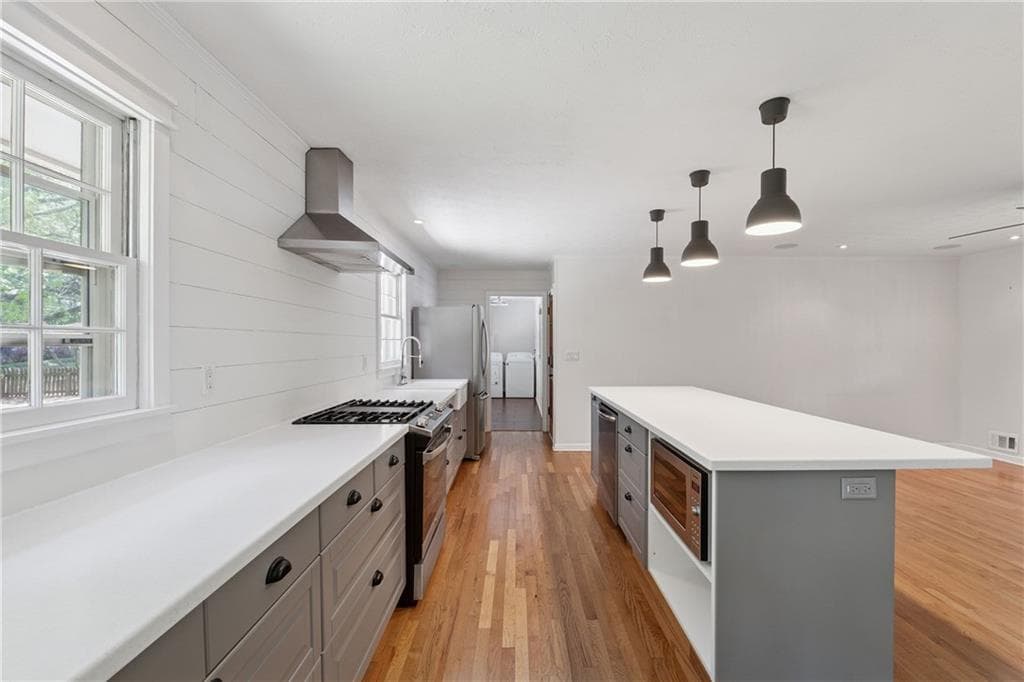 3 bedroom, 2 bathroom single family residence for sale at 345 Meadow Drive, Alpharetta, GA 30009 — photo 9