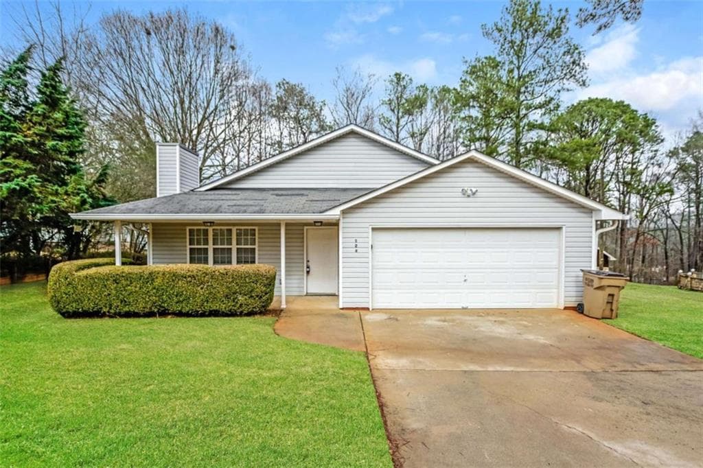3 bedroom, 2 bathroom, 1,424 sq ft single family residence for sale at 124 Springvalley Circle, Stockbridge, GA 30281