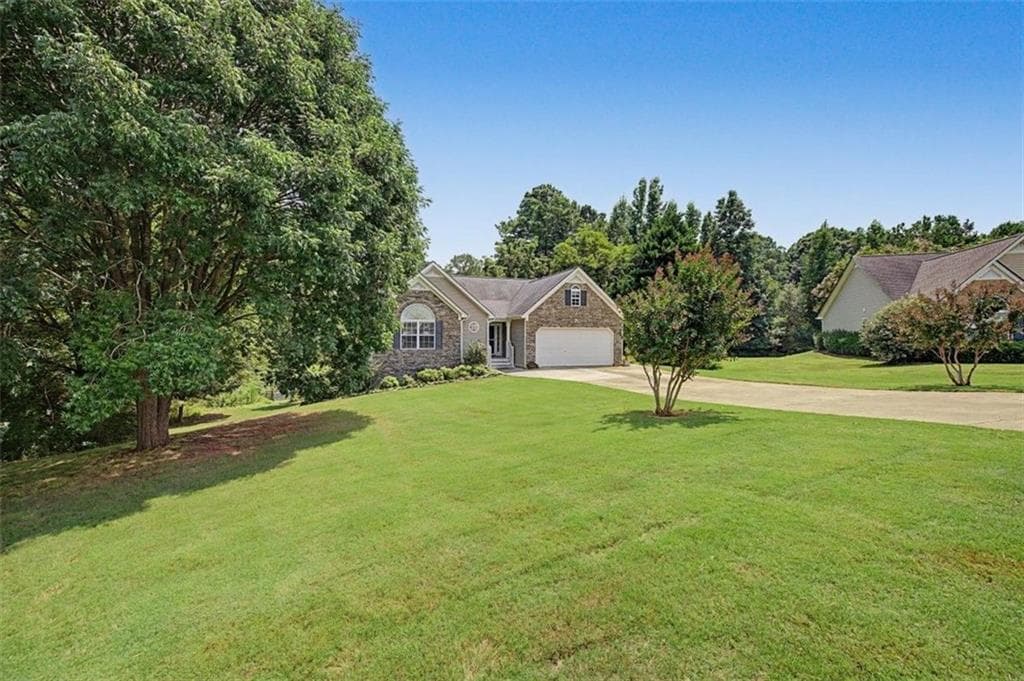 3 bedroom, 3 bathroom, 1,555 sq ft single family residence for sale at 5 Shenandoah Court, Hiram, GA 30141 — photo 3