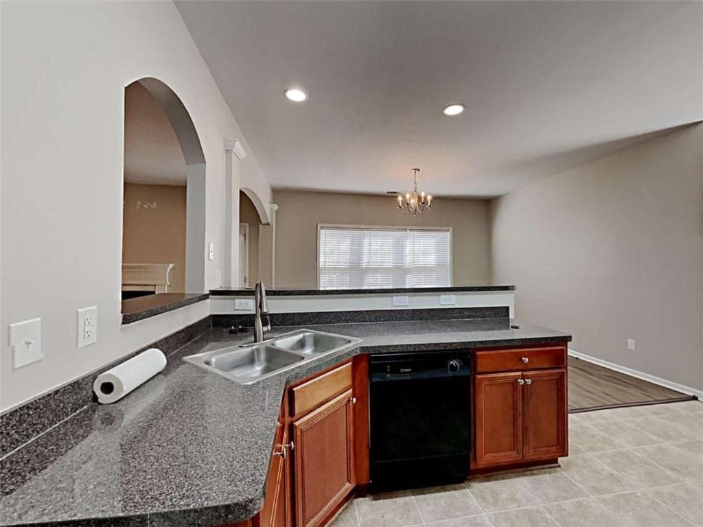 4 bedroom, 4 bathroom, 2,162 sq ft single family residence for sale at 6803 Grand Hickory Drive, Braselton, GA 30517 — photo 10