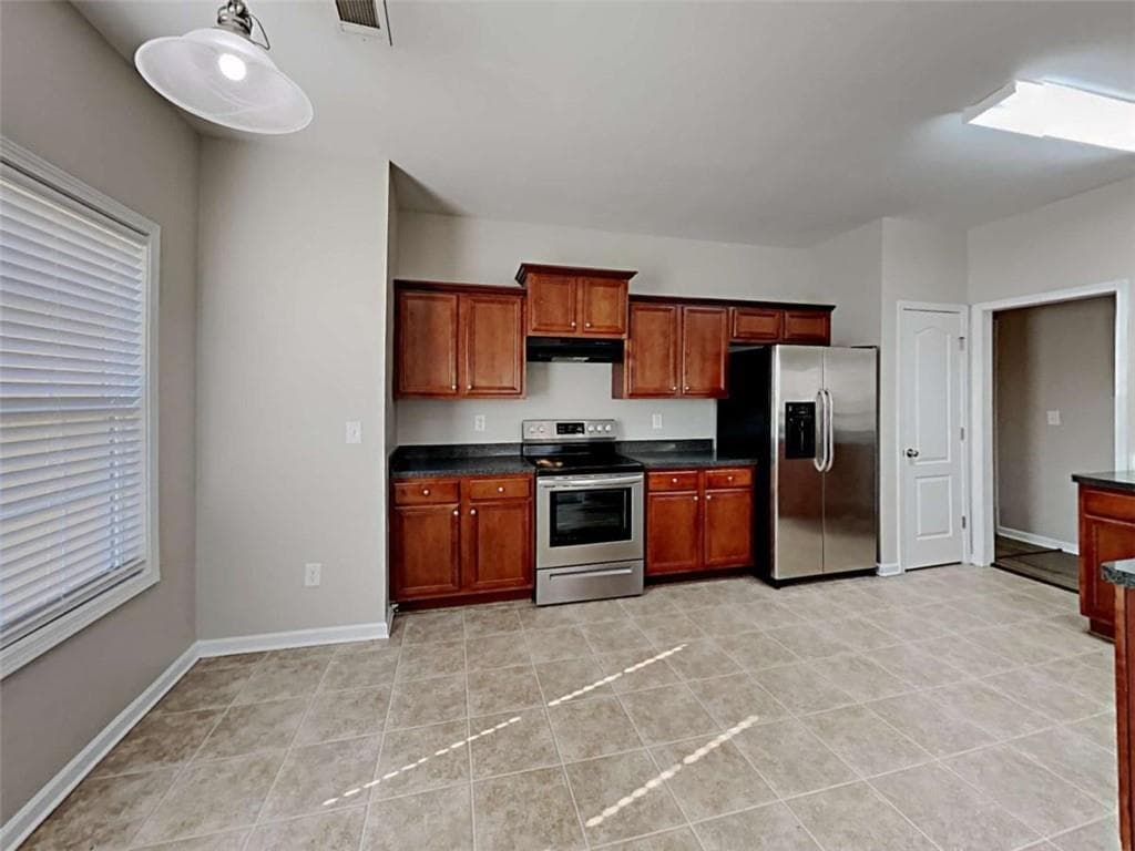 4 bedroom, 4 bathroom, 2,162 sq ft single family residence for sale at 6803 Grand Hickory Drive, Braselton, GA 30517 — photo 7