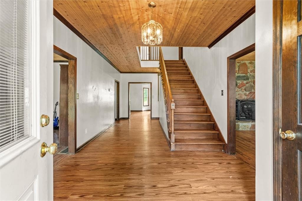 5 bedroom, 4 bathroom, 3,586 sq ft single family residence for sale at 835 Kent Rd, Bowdon, GA 30108 — photo 4