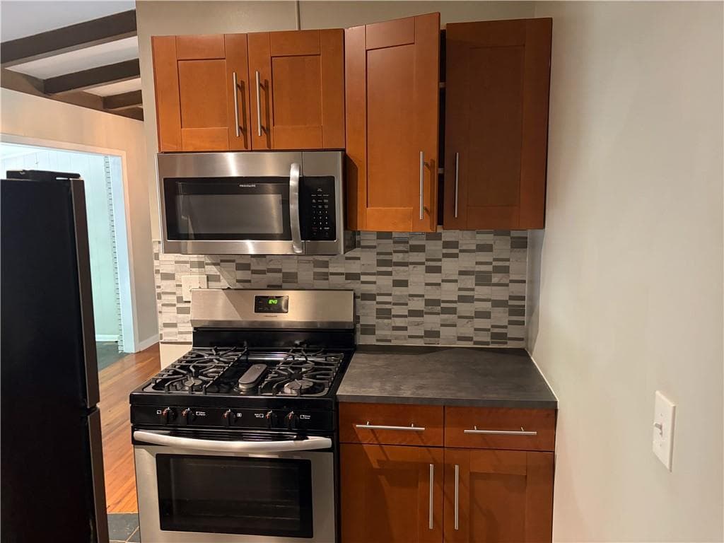2 bedroom, 1 bathroom, 1,168 sq ft single family residence for rent at 1847 Dorsey Avenue, East Point, GA 30344 for $1,450 a month — photo 8