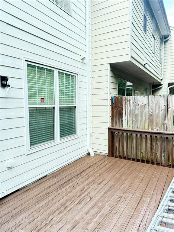 2 bedroom, 3 bathroom, 1,340 sq ft townhouse for sale at 2860 Parkway close, Lithonia, GA 30058 — photo 2