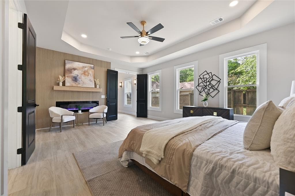 4 bedroom, 3 bathroom, 2,807 sq ft single family residence for sale at 79 Mortimer Street, Atlanta, GA 30317 — photo 4