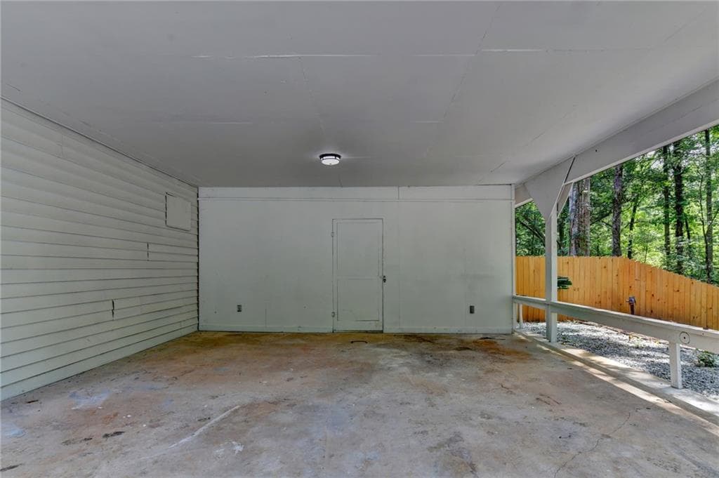 3 bedroom, 2 bathroom, 1,653 sq ft single family residence for sale at 420 Argus Drive, Fairburn, GA 30213 — photo 3