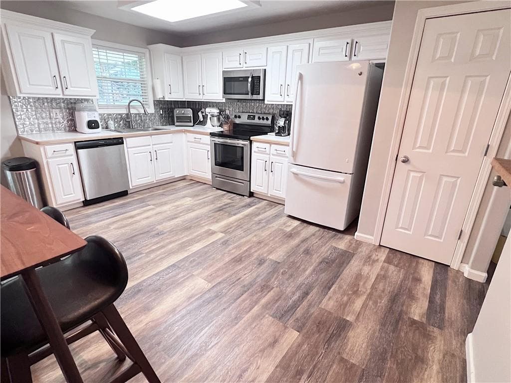 3 bedroom, 3 bathroom, 2,106 sq ft single family residence for sale at 1703 Jeremy Drive, Monroe, GA 30656 — photo 8