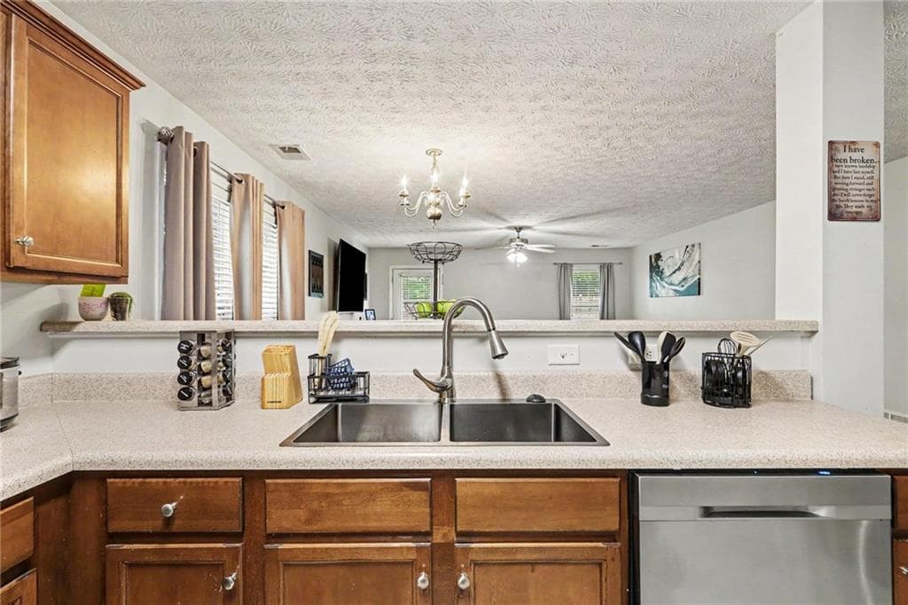 3 bedroom, 2 bathroom, 1,233 sq ft single family residence for rent at 413 Erin Ct. Court, Villa Rica, GA 30180 for $1,950 a month — photo 5