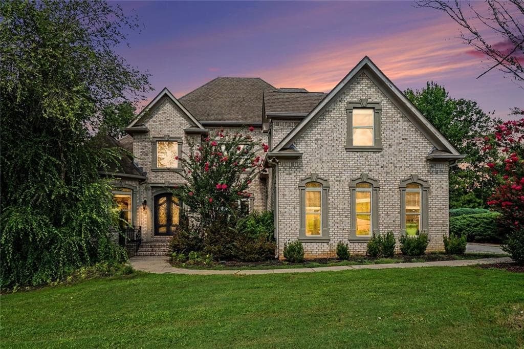 6 bedroom, 6 bathroom, 6,700 sq ft single family residence under contract at 3939 Perry Pass, Lithonia, GA 30038 — photo 2