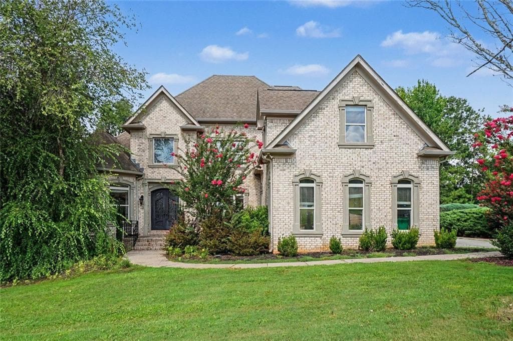 6 bedroom, 6 bathroom, 6,700 sq ft single family residence under contract at 3939 Perry Pass, Lithonia, GA 30038 — photo 3