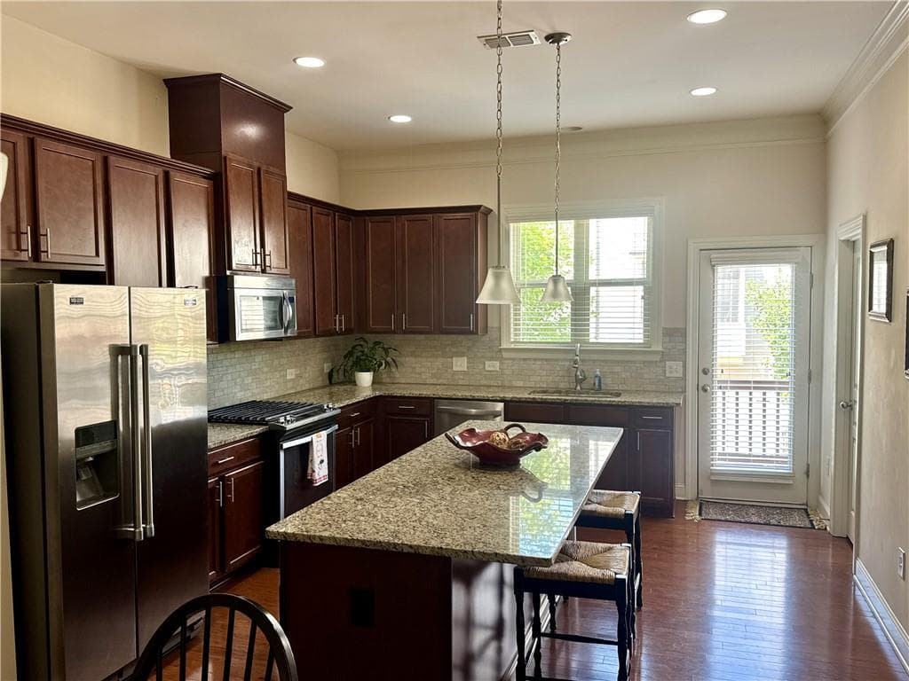 4 bedroom, 4 bathroom, 2,000 sq ft townhouse for rent at 4355 Donahue Avenue, Buford, GA 30518 for $2,300 a month — photo 5
