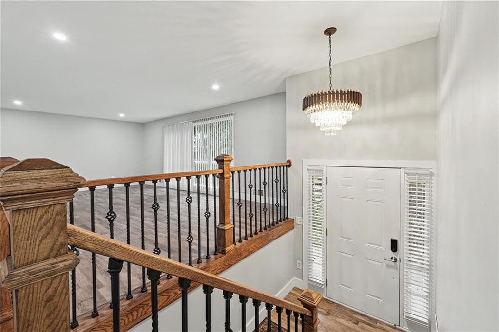 5 bedroom, 4 bathroom, 2,717 sq ft single family residence for sale at 2276 Skyline Drive, Gainesville, GA 30501 — photo 9