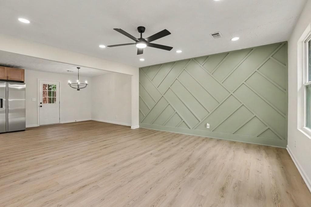 4 bedroom, 3 bathroom, 1,980 sq ft single family residence for sale at 5055 S WOODBRIDGE Trail, Stone Mountain, GA 30088 — photo 5