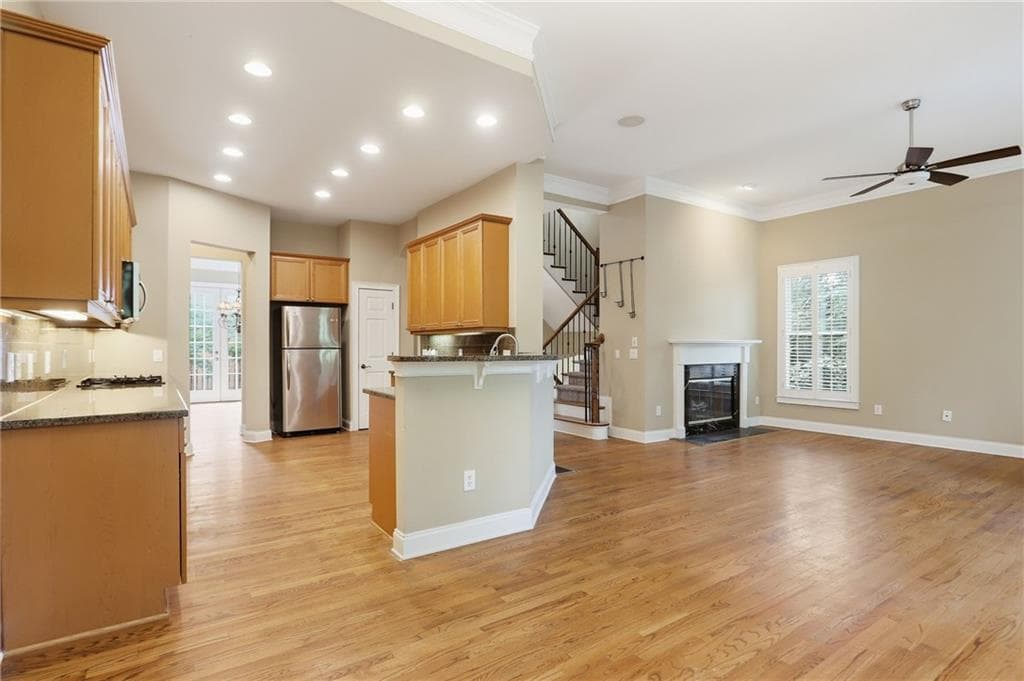3 bedroom, 4 bathroom, 3,258 sq ft townhouse for sale at 3011 Riverstone Trail 8, Atlanta, GA 30339 — photo 9