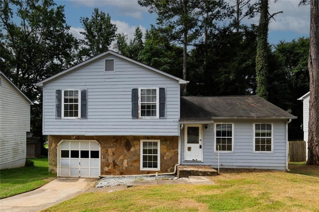 4 bedroom, 2 bathroom, 1,570 sq ft single family residence under contract at 5589 Emerald Glen, Stone Mountain, GA 30088