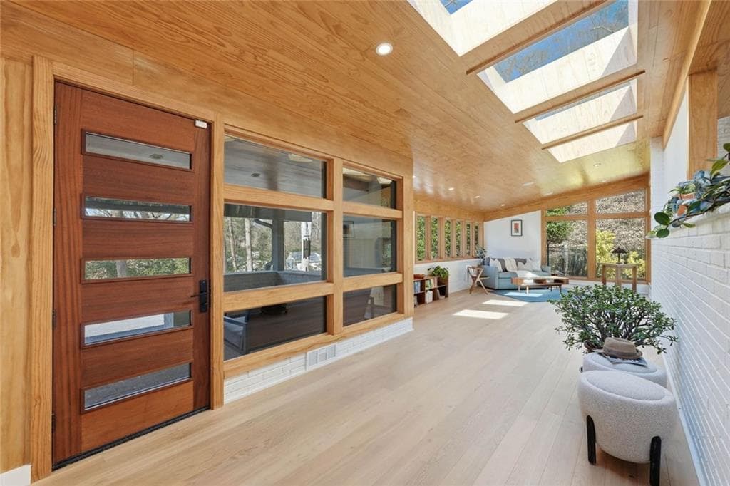 4 bedroom, 4 bathroom, 3,484 sq ft single family residence under contract at 1807 Lenox Road, Atlanta, GA 30306 — photo 6