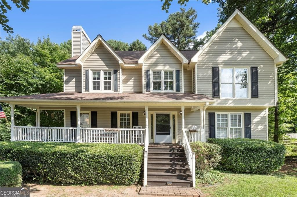 3 bedroom, 3 bathroom, 2,089 sq ft single family residence for sale at 296 Abbington Way, Douglasville, GA 30134 — photo 2