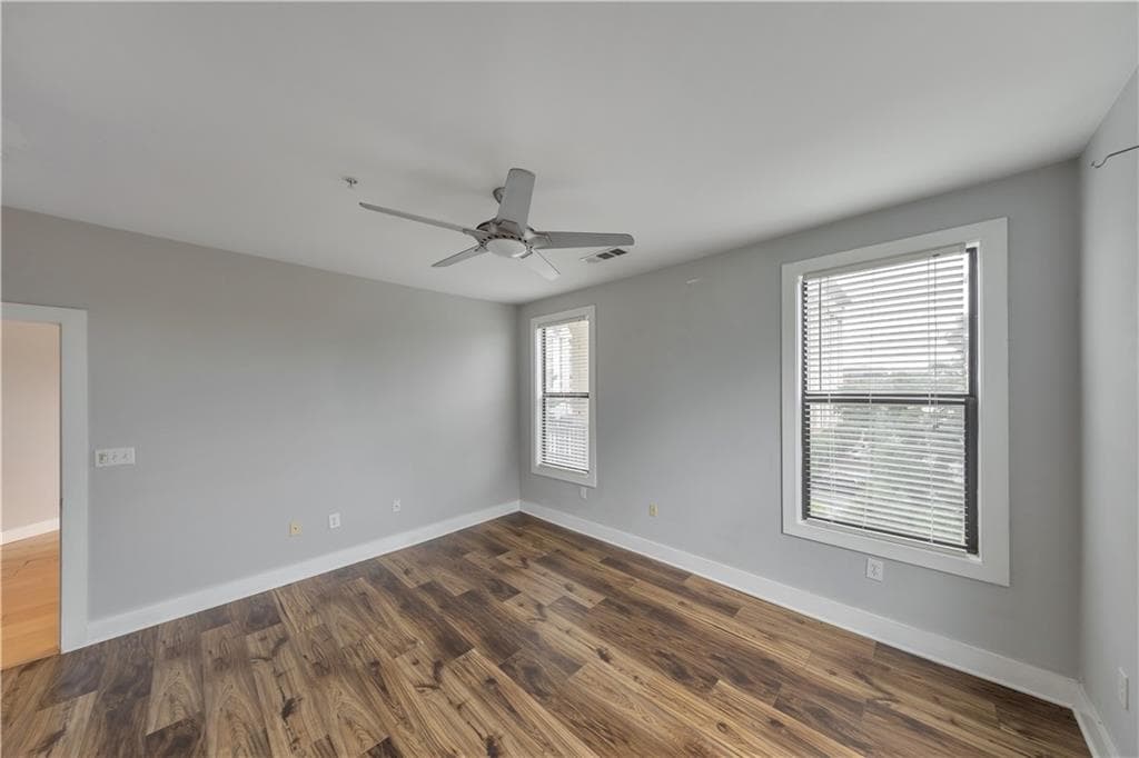 2 bedroom, 2 bathroom, 1,124 sq ft condominium for rent at 799 Hammond Drive 219, Atlanta, GA 30328 for $1,900 a month — photo 8