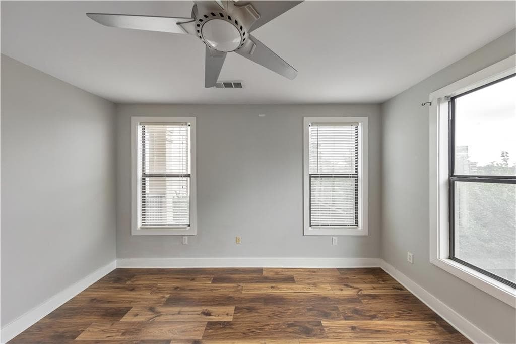 2 bedroom, 2 bathroom, 1,124 sq ft condominium for rent at 799 Hammond Drive 219, Atlanta, GA 30328 for $1,900 a month — photo 9