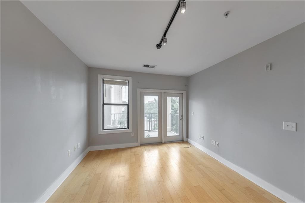 2 bedroom, 2 bathroom, 1,124 sq ft condominium for rent at 799 Hammond Drive 219, Atlanta, GA 30328 for $1,900 a month — photo 10