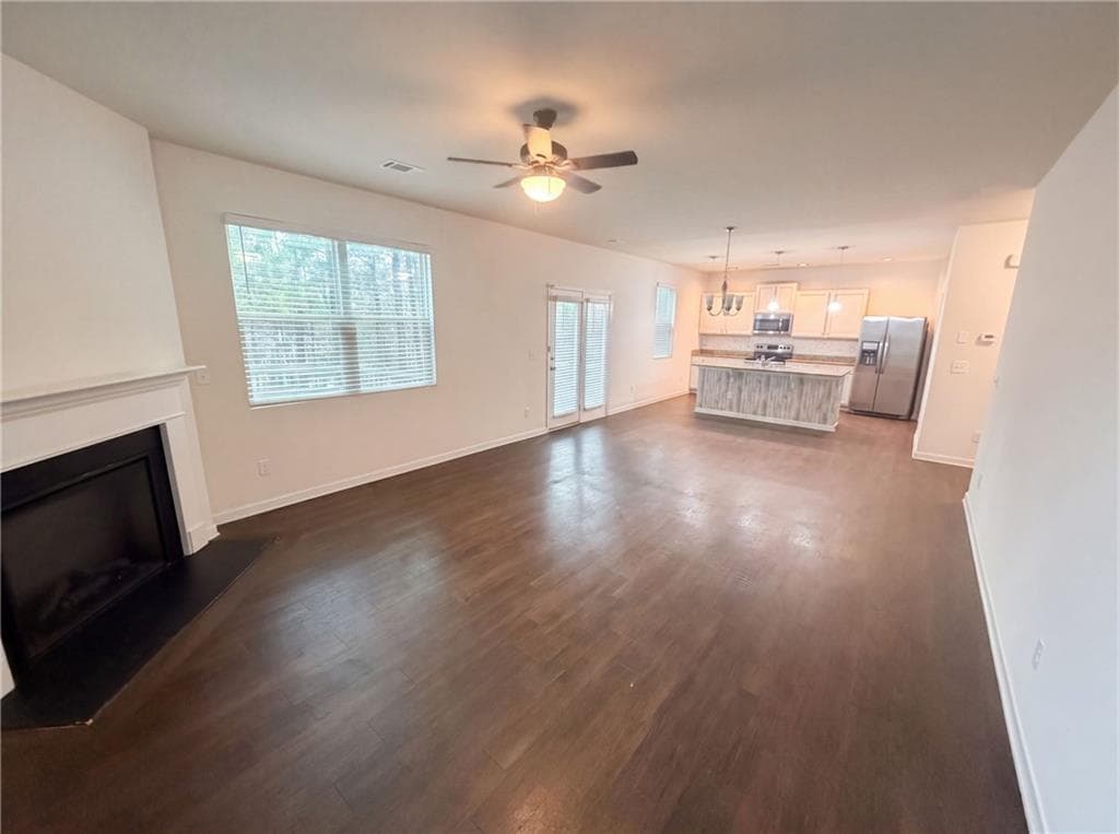 4 bedroom, 3 bathroom, 2,389 sq ft single family residence for sale at 611 Dodson Lake Court, Fairburn, GA 30213 — photo 3