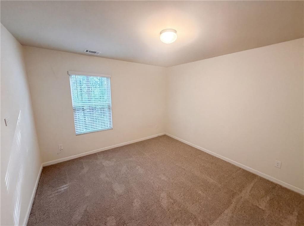 4 bedroom, 3 bathroom, 2,389 sq ft single family residence for sale at 611 Dodson Lake Court, Fairburn, GA 30213 — photo 8