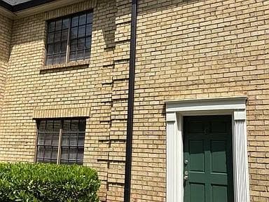 3 bedroom, 3 bathroom, 1,564 sq ft townhouse for rent at 300 Winding River Drive G, Sandy Springs, GA 30350 for $2,250 a month — photo 10