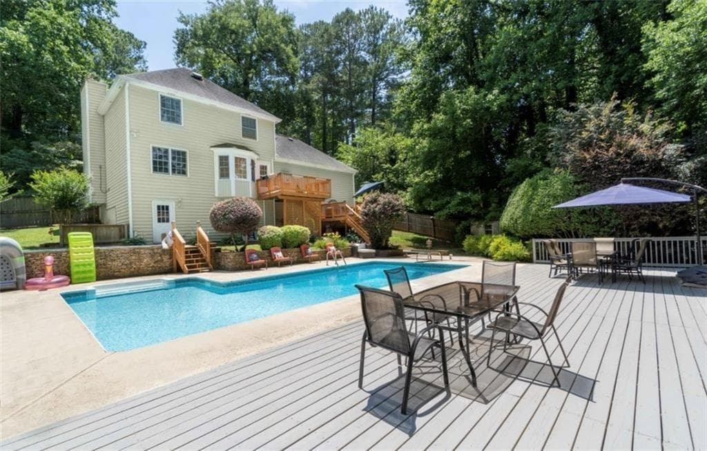 4 bedroom, 3 bathroom, 2,789 sq ft single family residence for sale at 5779 Chisholm Trail, Lilburn, GA 30047 — photo 5