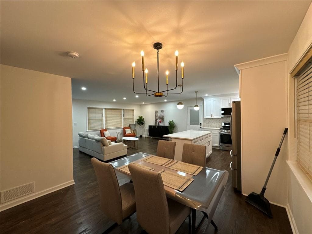 3 bedroom, 3 bathroom, 1,286 sq ft single family residence for sale at 2691 Westchester Drive, Atlanta, GA 30344 — photo 4