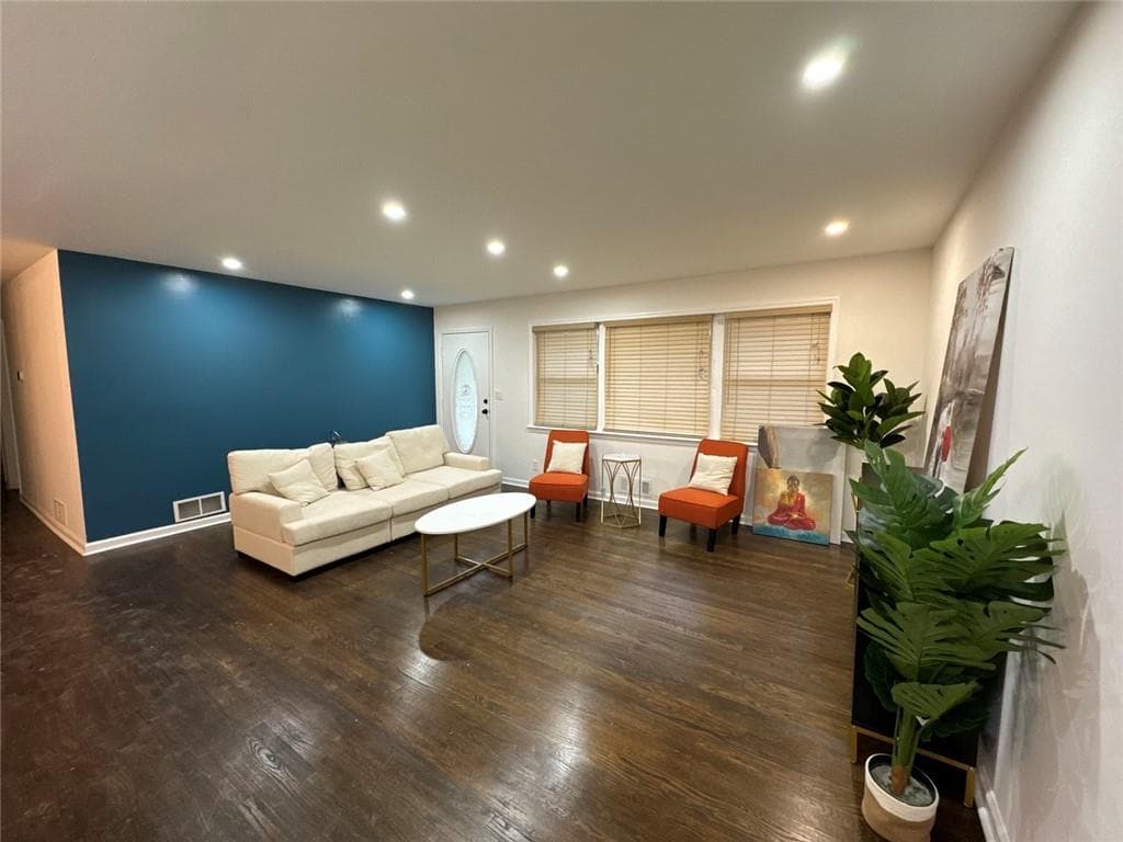 3 bedroom, 3 bathroom, 1,286 sq ft single family residence for sale at 2691 Westchester Drive, Atlanta, GA 30344 — photo 7