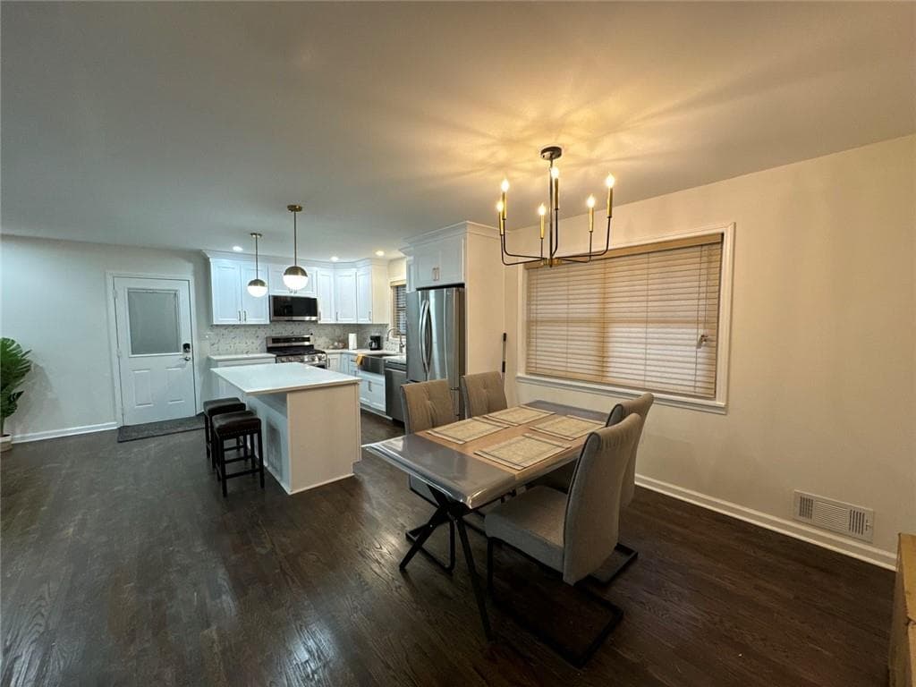 3 bedroom, 3 bathroom, 1,286 sq ft single family residence for sale at 2691 Westchester Drive, Atlanta, GA 30344 — photo 8