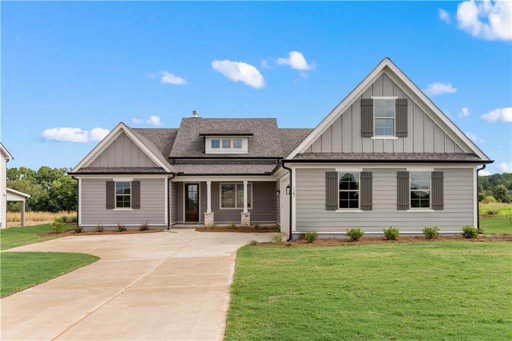 4 bedroom, 3 bathroom, 3,434 sq ft single family residence for sale at 1101 Madison Hills Drive, Madison, GA 30650